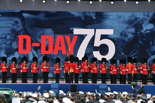 英美法等16国领导人出席诺曼底登陆75周年纪念活动