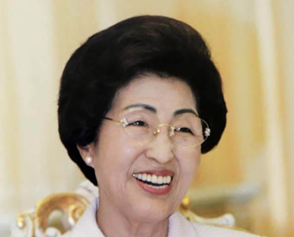 韩国前总统金大中遗孀去世，曾多次访朝积极改善朝韩关系