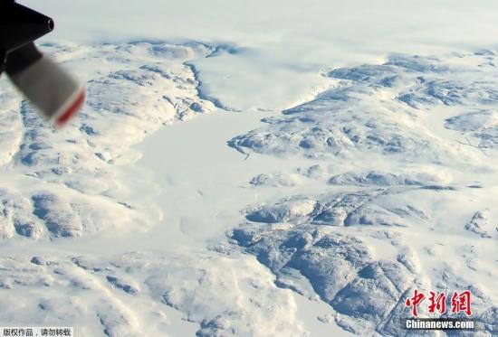 格陵兰岛出现异常高温 单日融冰量达20亿吨