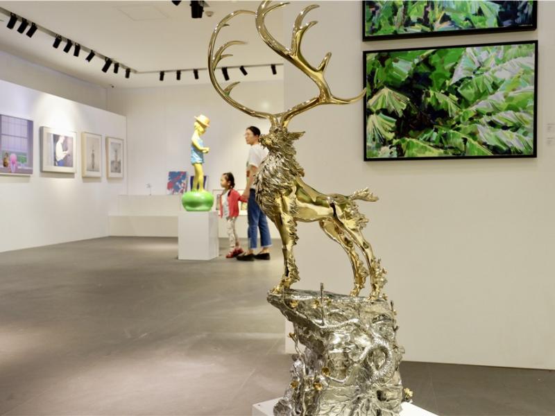 为生活添料 “无用之用” 青年艺术家群展进行时