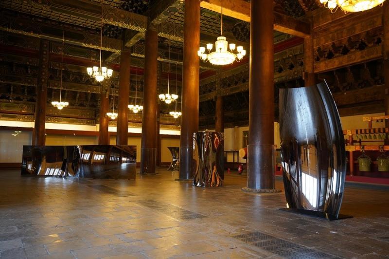 观展i 当代艺术家安尼施·卡普尔与古老太庙的对话