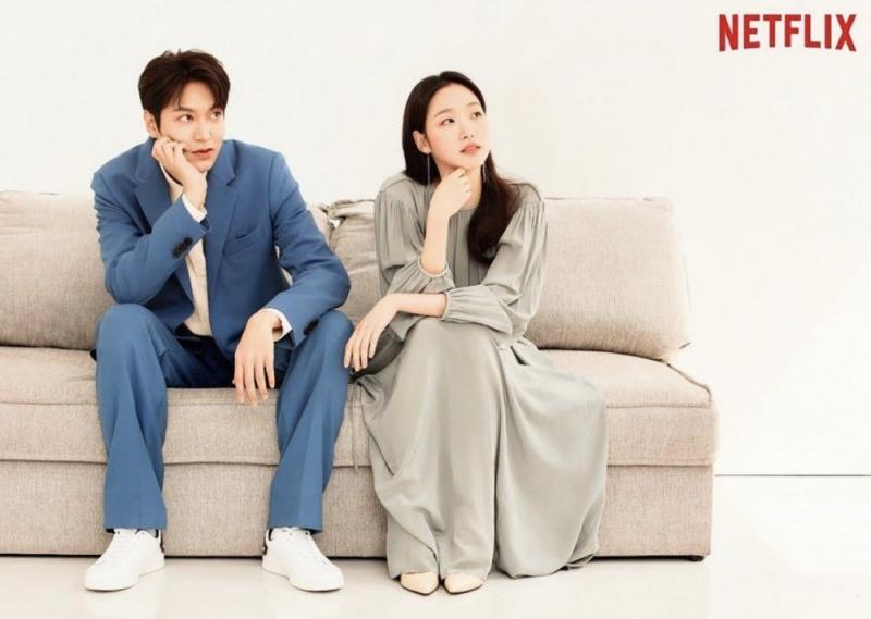 1591783780708808.jpg 2020%2F0429%2F56c9c5e4j00q9jit9001ec000rs00jsc.jpg