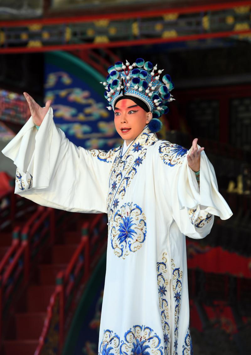 wxx20200610-京剧颐和园德和园大戏楼-谭正岩演唱《拜山》-1.jpg