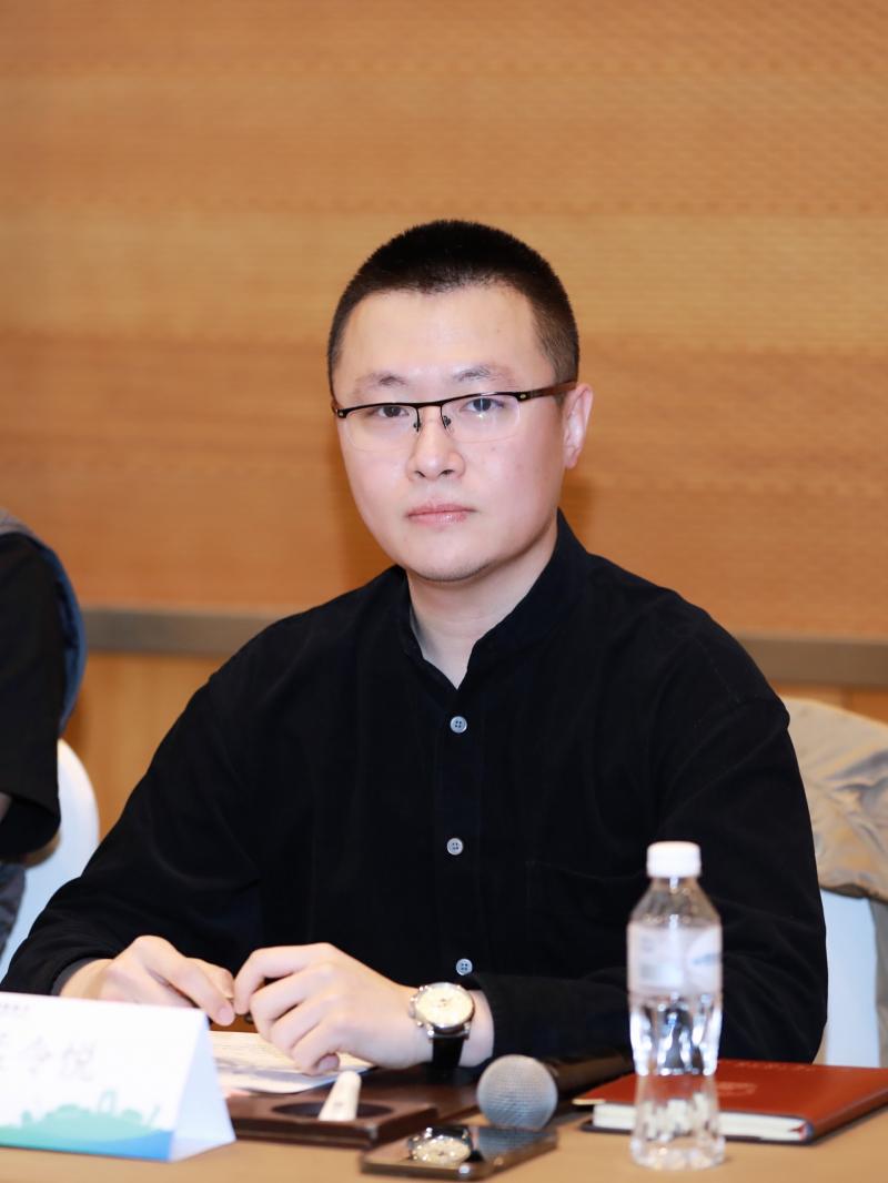 二版用-孟令悦.jpg