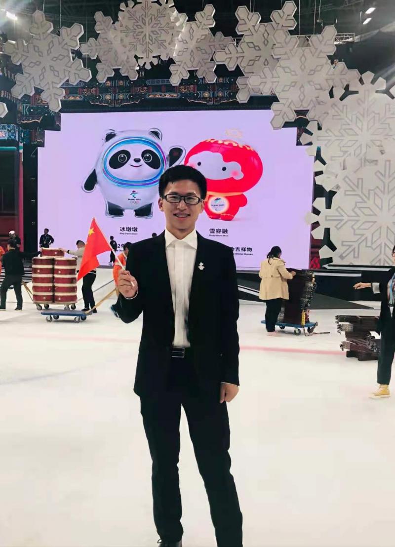 张鹏.jpg
