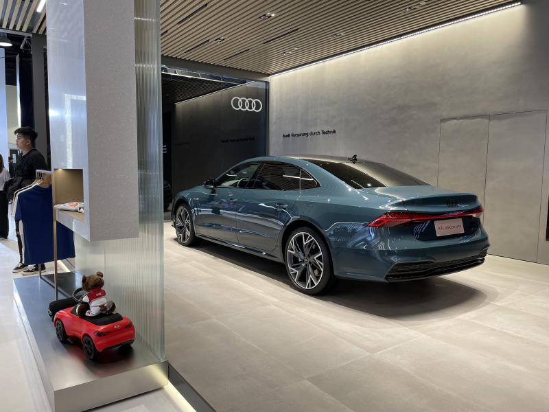 AUDI-3.jpg