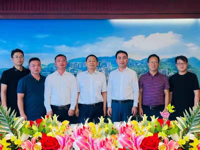 1631756708212056.jpg 127841631756136_.pic.jpg