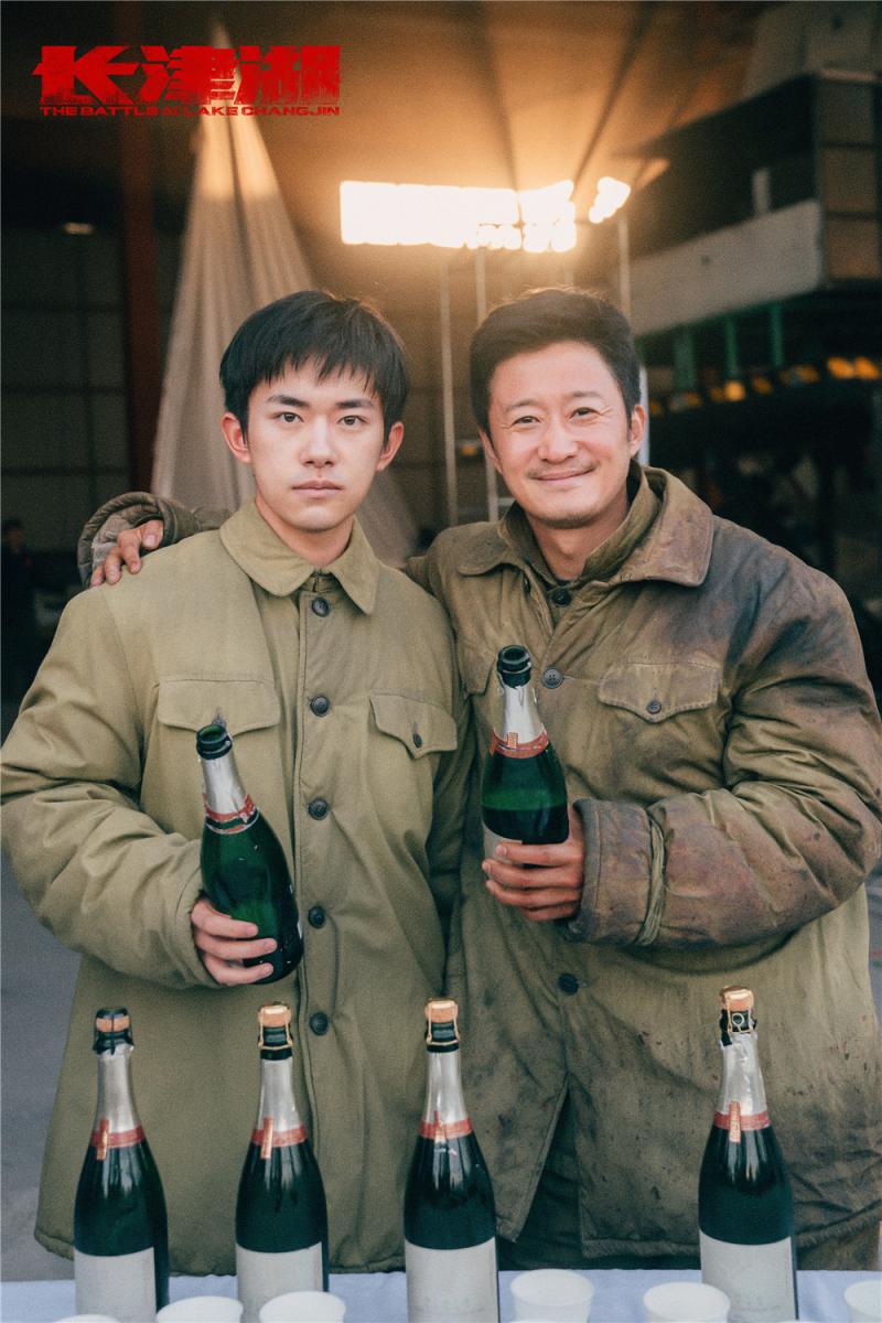 长津湖易洋&吴京.jpg