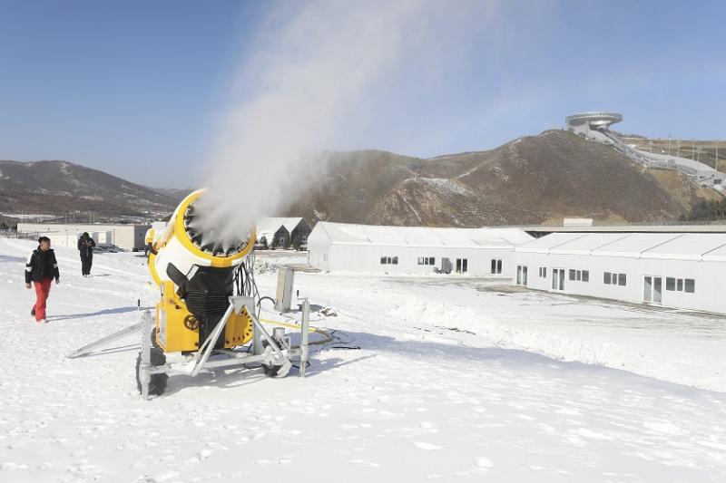 冬奥会 造雪.jpg