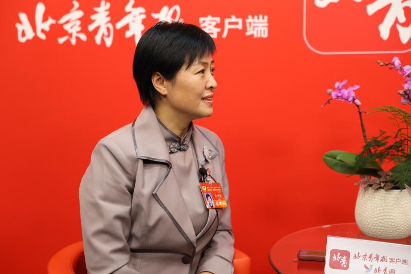 许艳丽  .jpeg