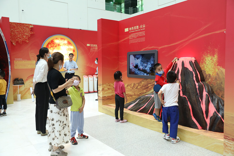 微信图片_20220909154310_副本.jpg