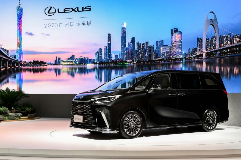 06-LEXUS雷克萨斯全新一代LM 500h.jpg