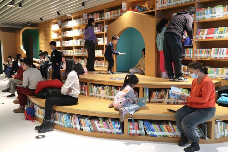 北京城市图书馆少年儿童馆北区亲子阅读区1.jpg