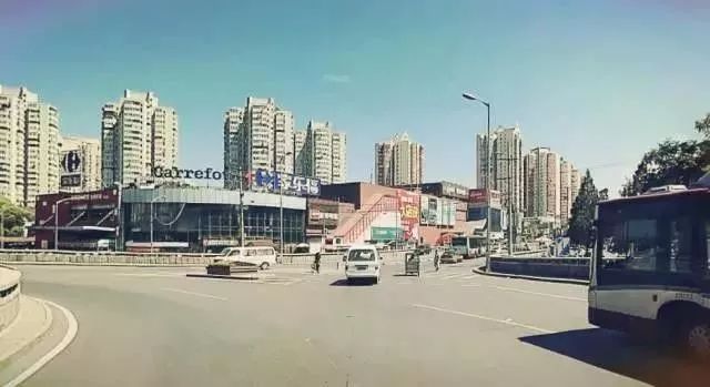 03.jpg