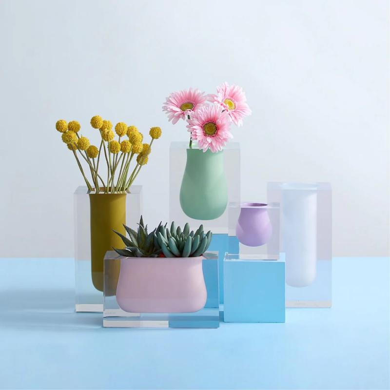 © JONATHAN ADLER.jpeg