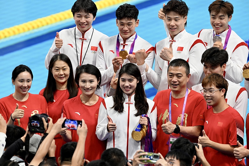 中国游泳队.jpg