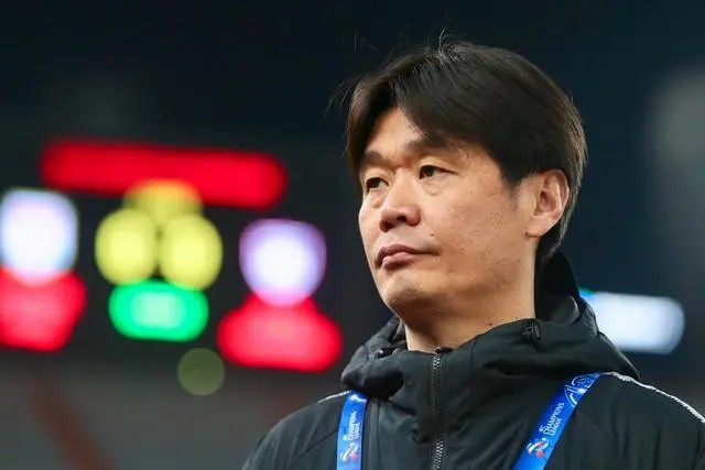 李霄鹏.jpg