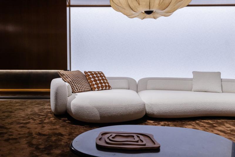 01_International Furniture Exhibition_Minotti_©Ruggiero Scardigno_Salone del Mobile Milano.jpg