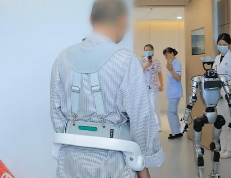外骨骼机器人.jpg
