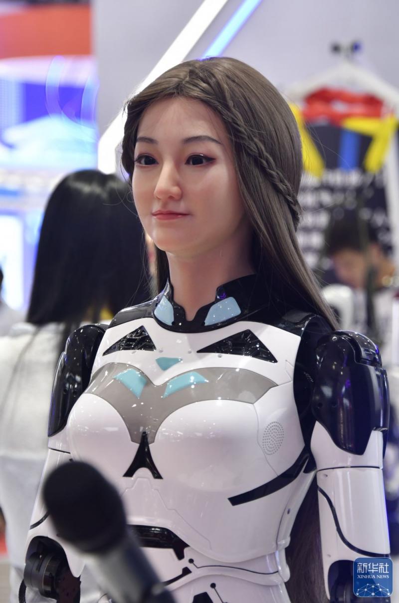 18f5c890f5a141efa525eb284af81c2e.jpg