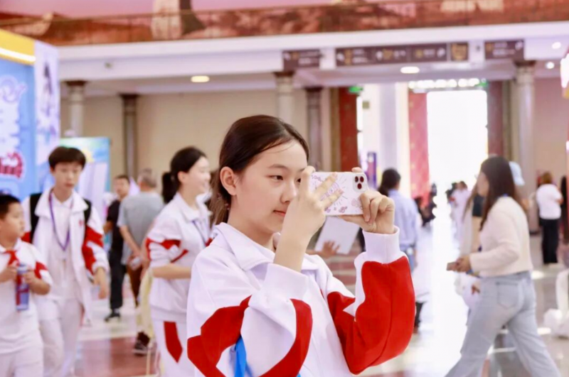 1758943174457574.png 动画周7.png