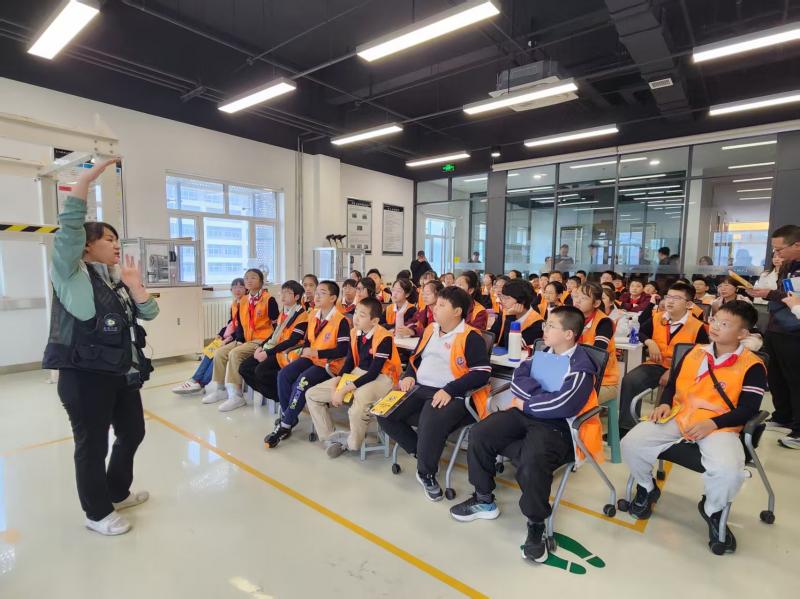 汽车工厂3.jpg