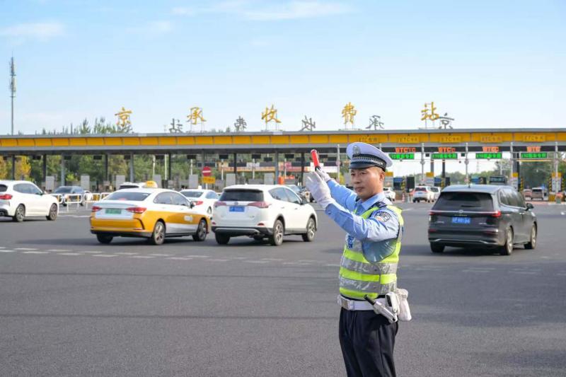 1759296257157388.jpg 北京出京.jpg
