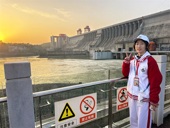 1763165921639372.jpg 微信图片_20251115061235_1909_27.jpg