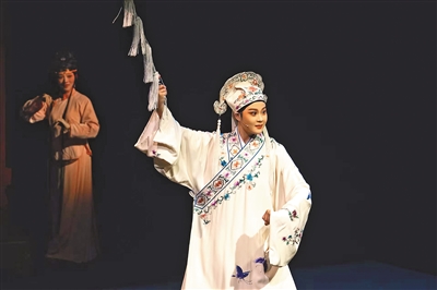 1776210676838512.jpeg 7bt4a_b.jpeg