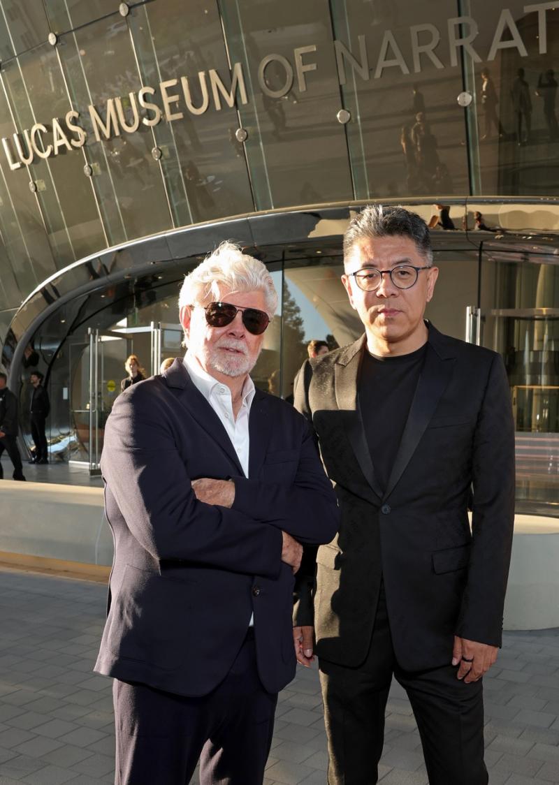 马岩松与星球大战之父乔治卢卡斯_Photo by Stefanie Keenan Getty Images for Lucas Museum of Narrative Art 大.jpeg