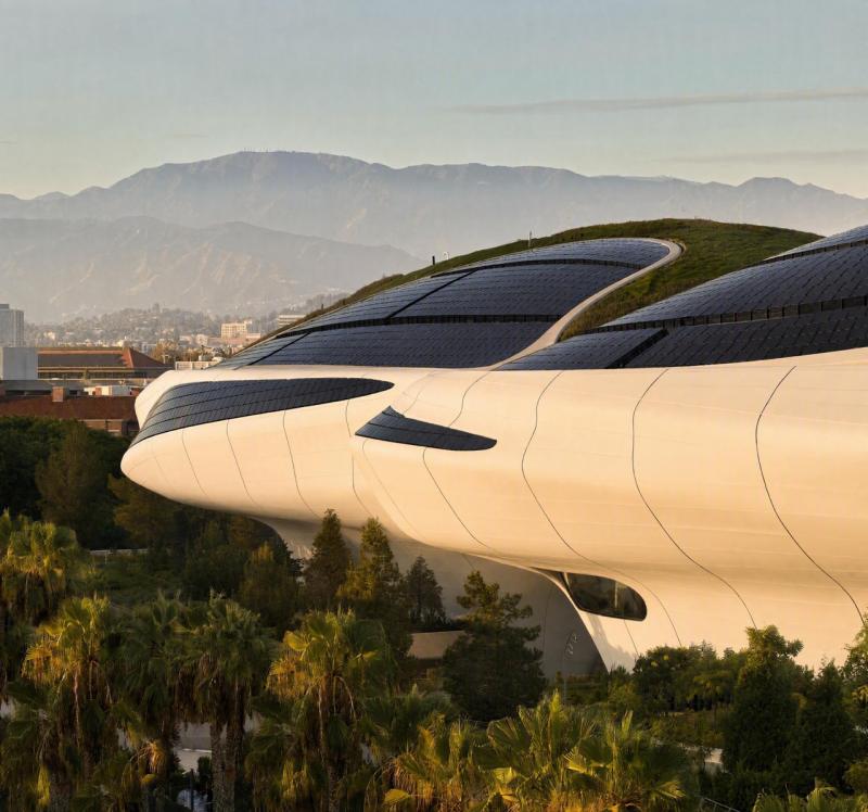 17. Courtesy Lucas Museum of Narrative Art. Photo by Hufton+Crow 大.jpeg