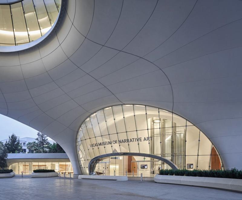 13. Lucas Plaza. Courtesy Lucas Museum of Narrative Art. Photo by Hufton+Crow 大.jpeg