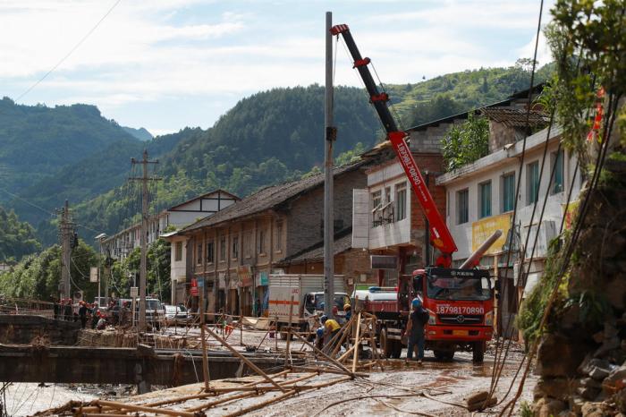 视窗|探访贵州暴雨受灾区正安县碧峰镇