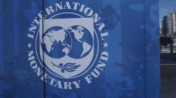 美关税措施冲击下 IMF下调全球经济增长预期