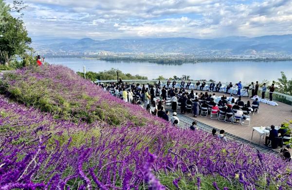 大凉山戏剧节的7年：那山 那戏 那世界
