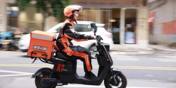 半两财经｜外卖平台服务“国标”来了  这几条和你点外卖有关